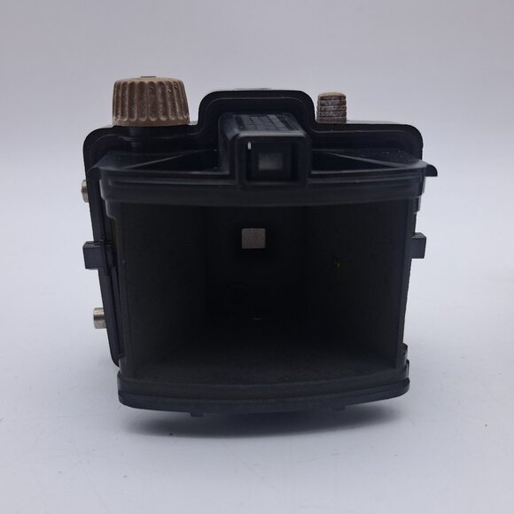 Kodak Holiday Flash Brownie Camera - Picture 9 of 11